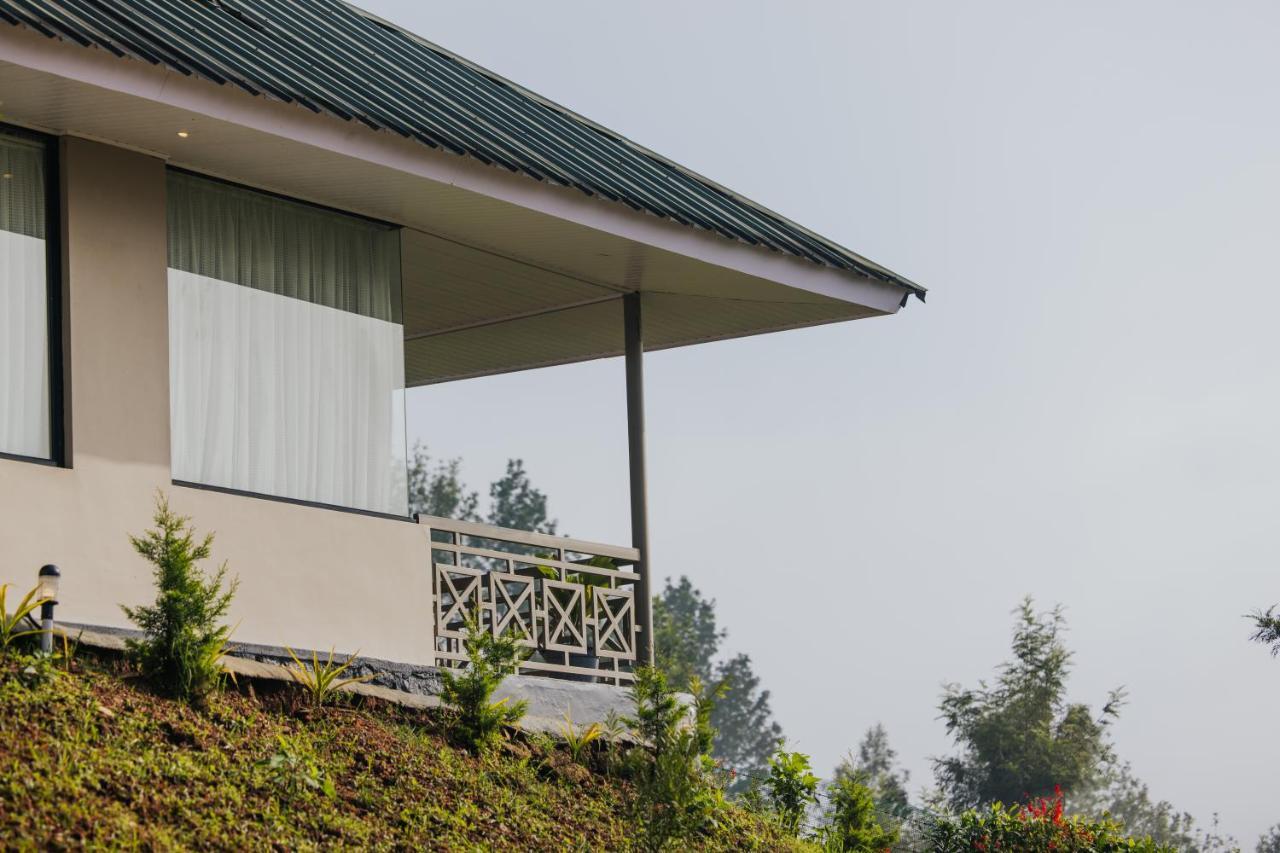 Misty Courtyard Resort Chinnakanal Exterior foto